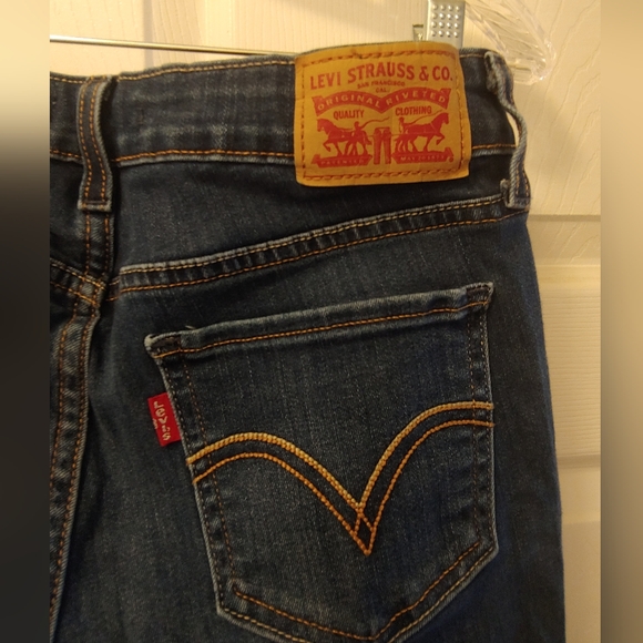 Levi's Super Skinny Jeans Size 29 - Picture 3 of 4